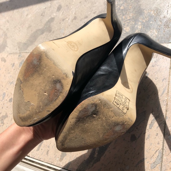 Michael Kors black high heels - Picture 5 of 5